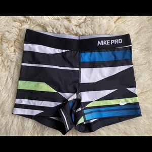 Nike compression shorts M